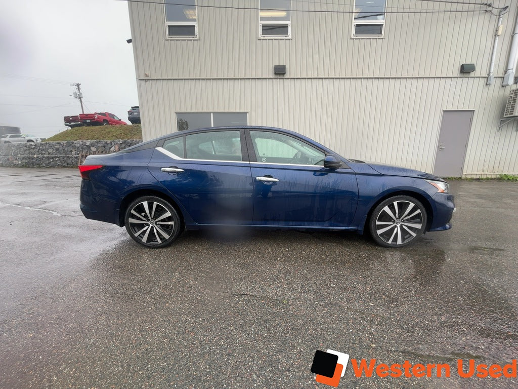 2019 Nissan Altima 2.5 Platinum Sedan