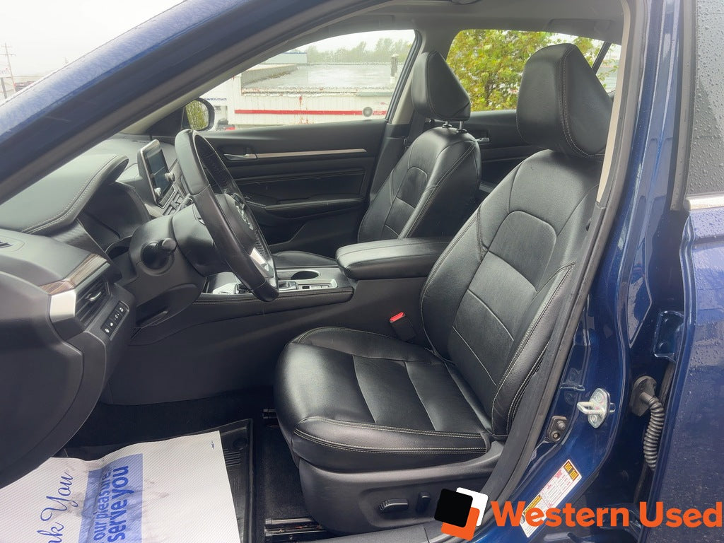 2019 Nissan Altima 2.5 Platinum Sedan