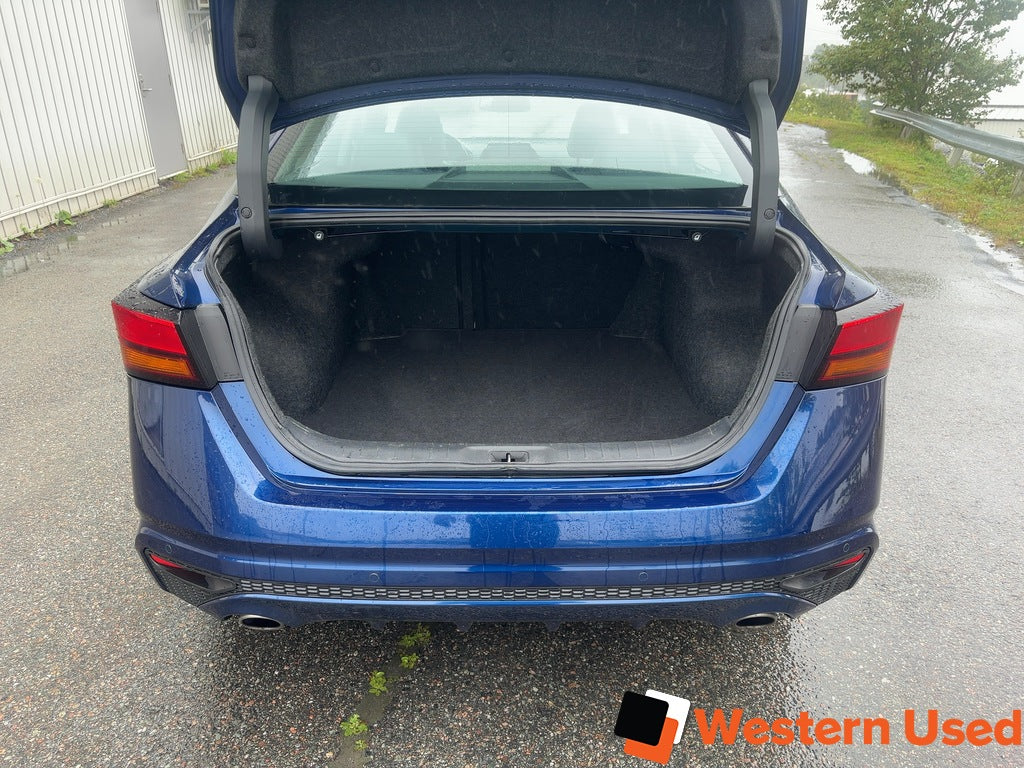2019 Nissan Altima 2.5 Platinum Sedan