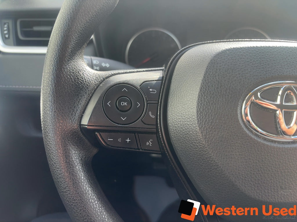 2021 Toyota RAV4 LE AWD
