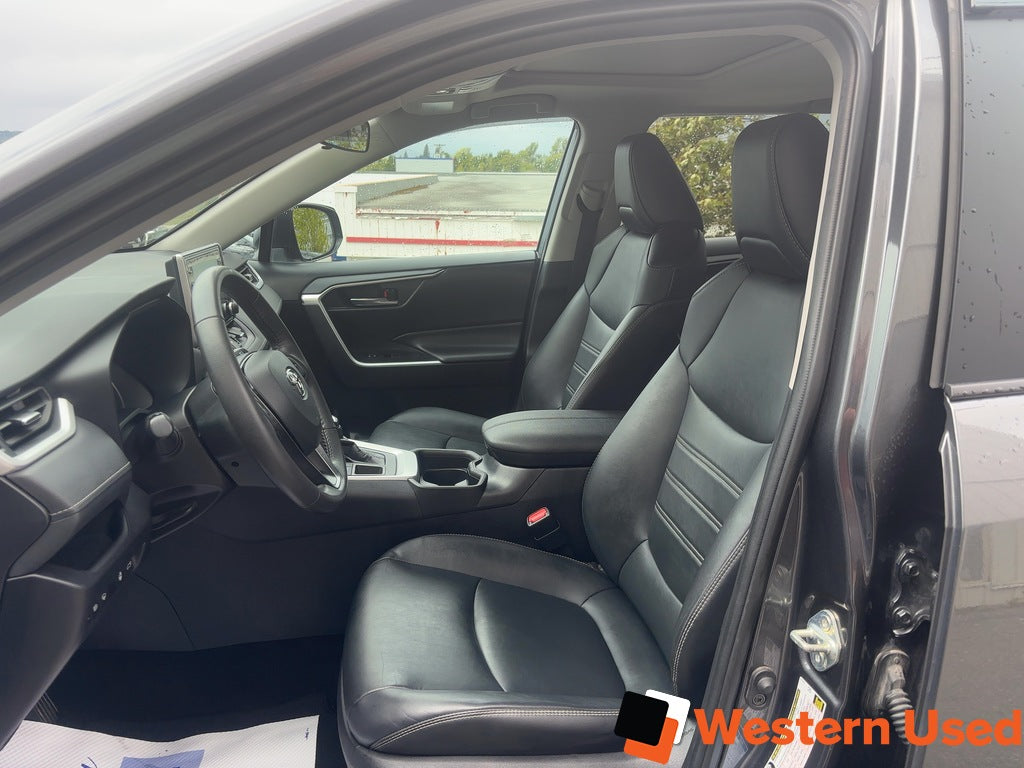 2021 Toyota RAV4 XLE AWD