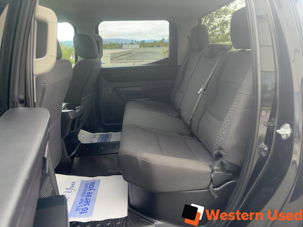 2022 Toyota Tundra 4x4 Crewmax SR