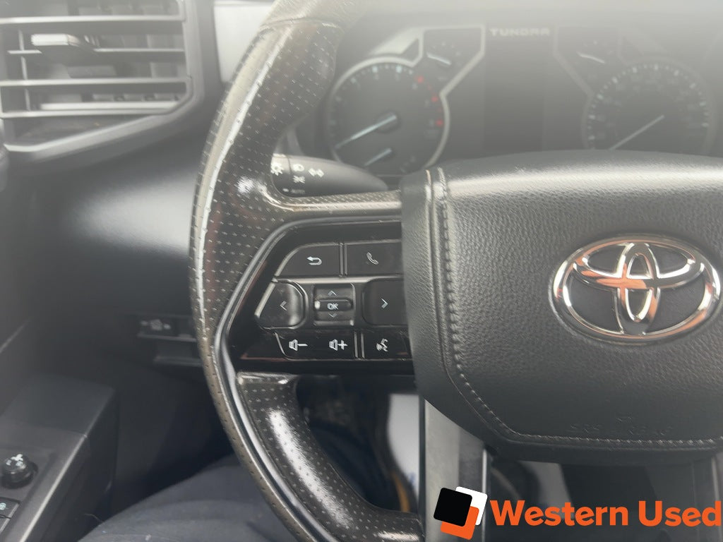 2022 Toyota Tundra 4x4 Crewmax SR