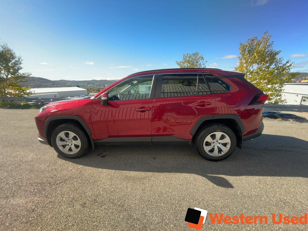 2020 Toyota RAV4 LE AWD