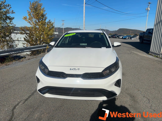 2024 Kia Forte EX IVT