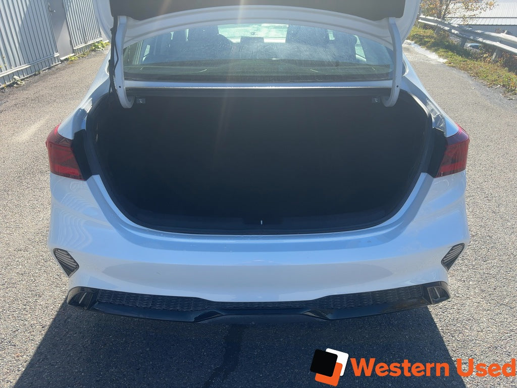 2024 Kia Forte EX IVT