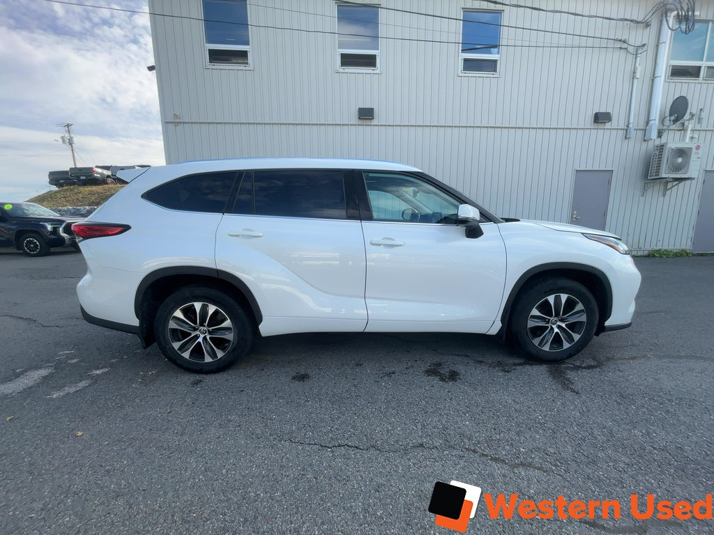 2021 Toyota Highlander XLE AWD