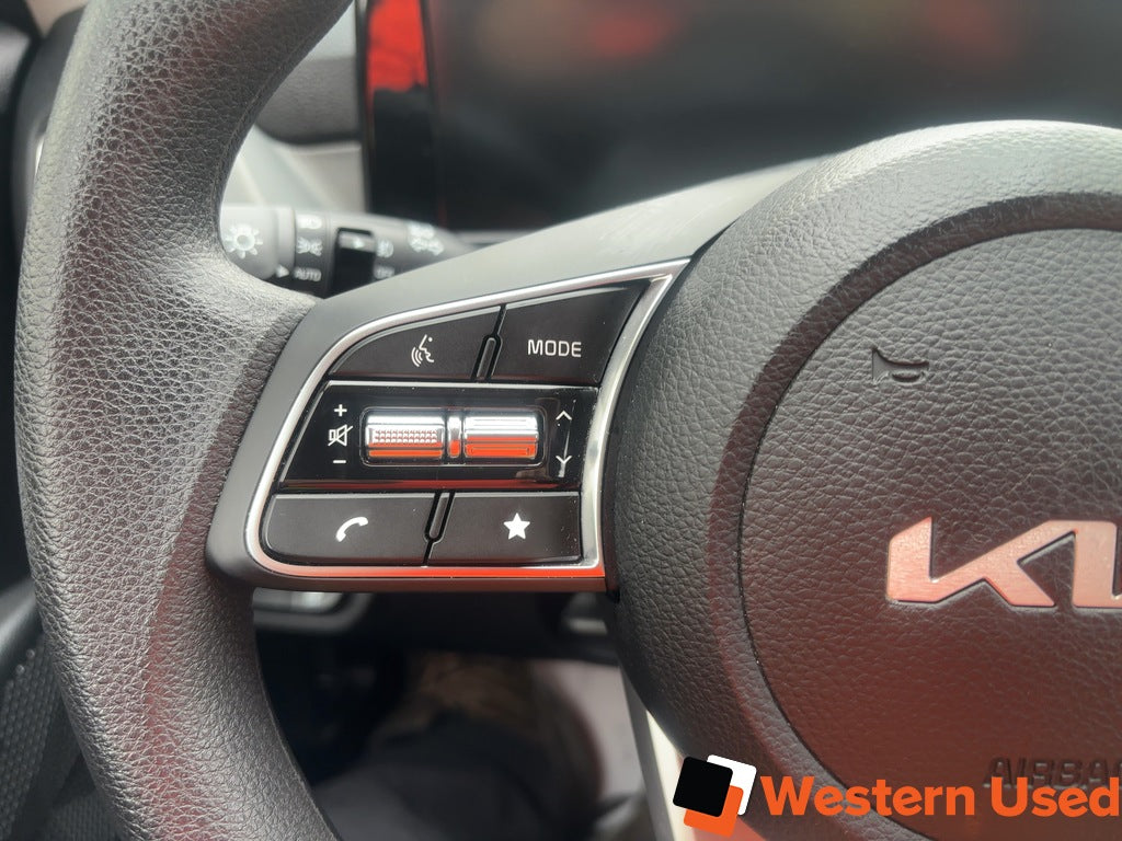 2025 Kia Seltos LX AWD