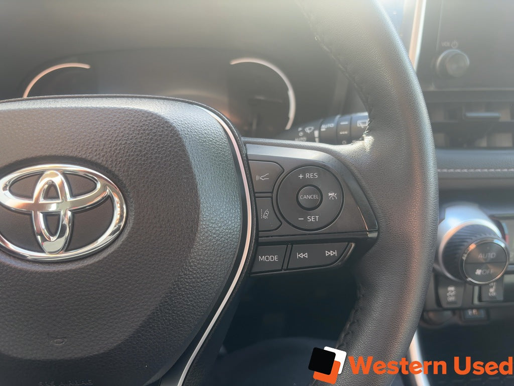 2024 Toyota RAV4 XLE AWD