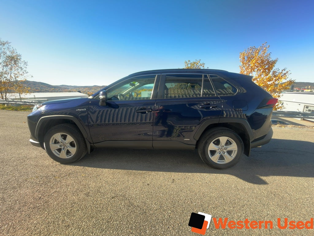 2021 Toyota RAV4 Hybrid XLE AWD