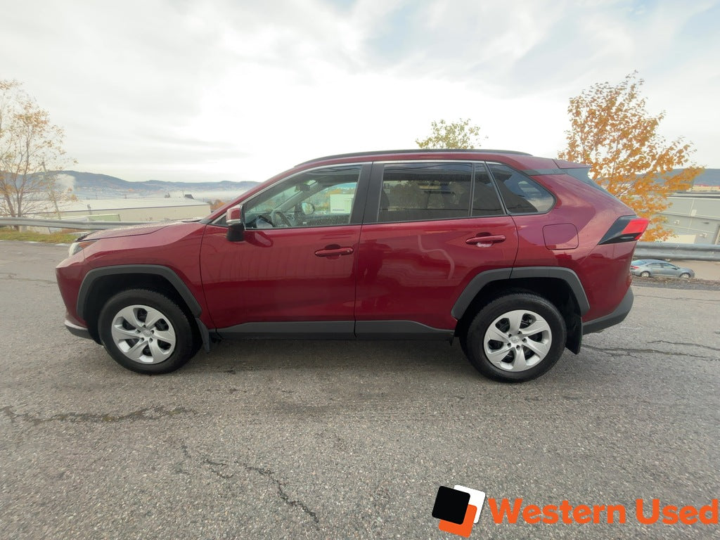 2020 Toyota RAV4 LE AWD