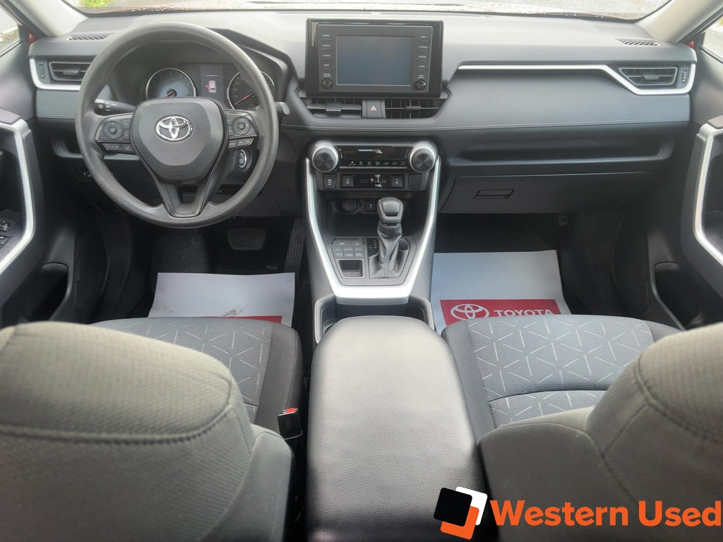 2020 Toyota RAV4 LE AWD