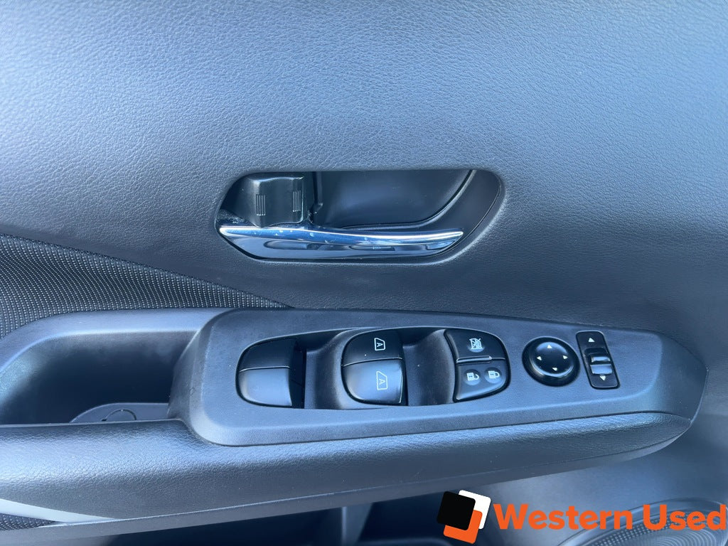 2021 Nissan Kicks SV FWD