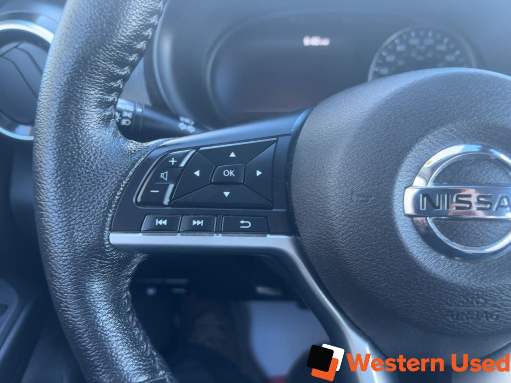 2021 Nissan Kicks SV FWD