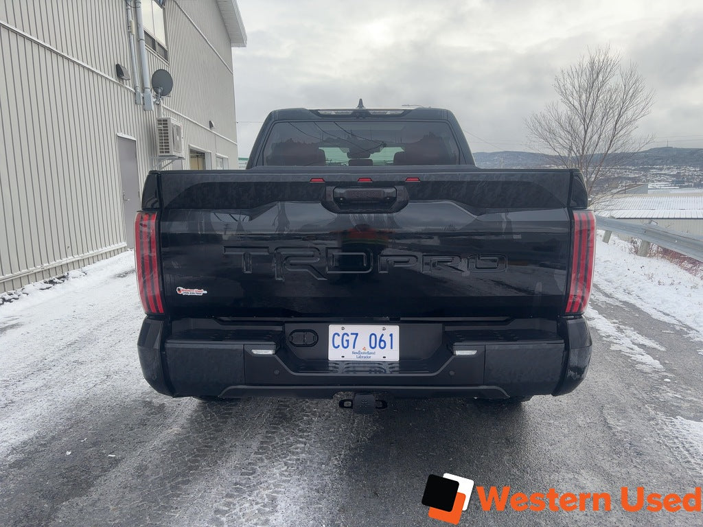 2023 Toyota Tundra 4x4 Crewmax Limited Hybrid