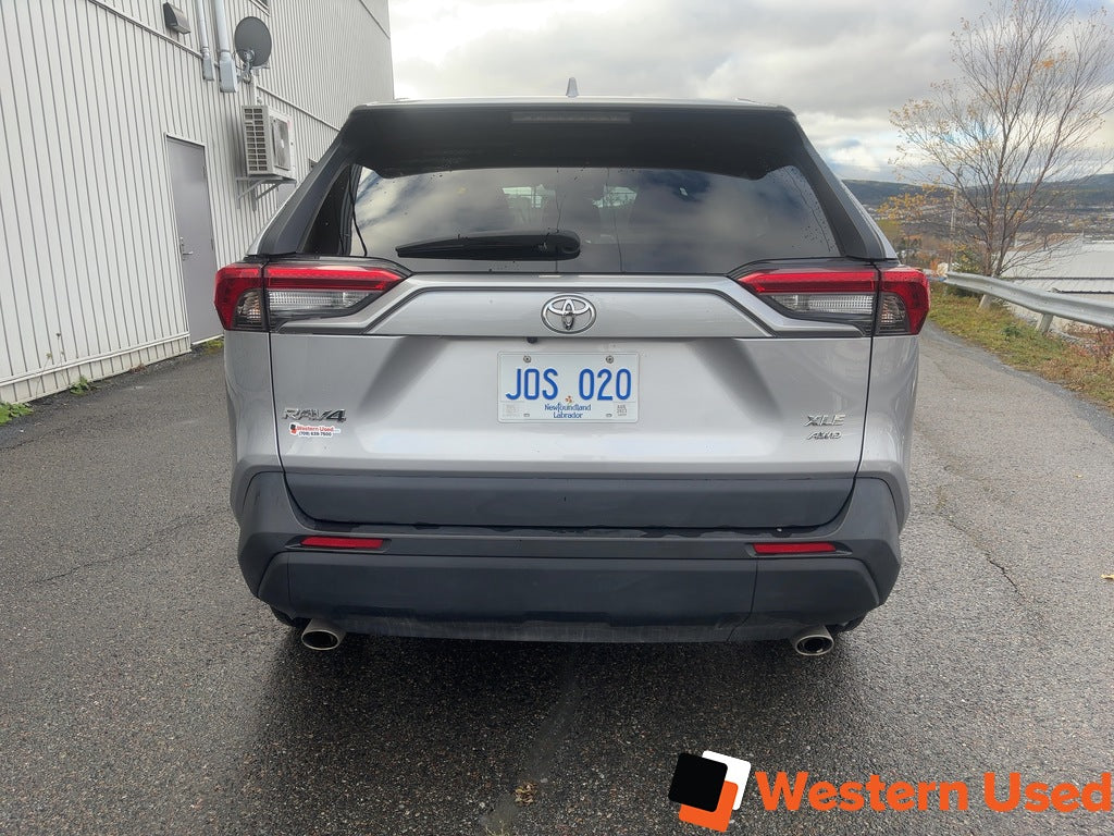 2021 Toyota RAV4 XLE AWD