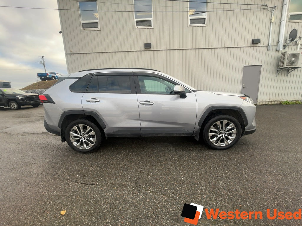 2021 Toyota RAV4 XLE AWD