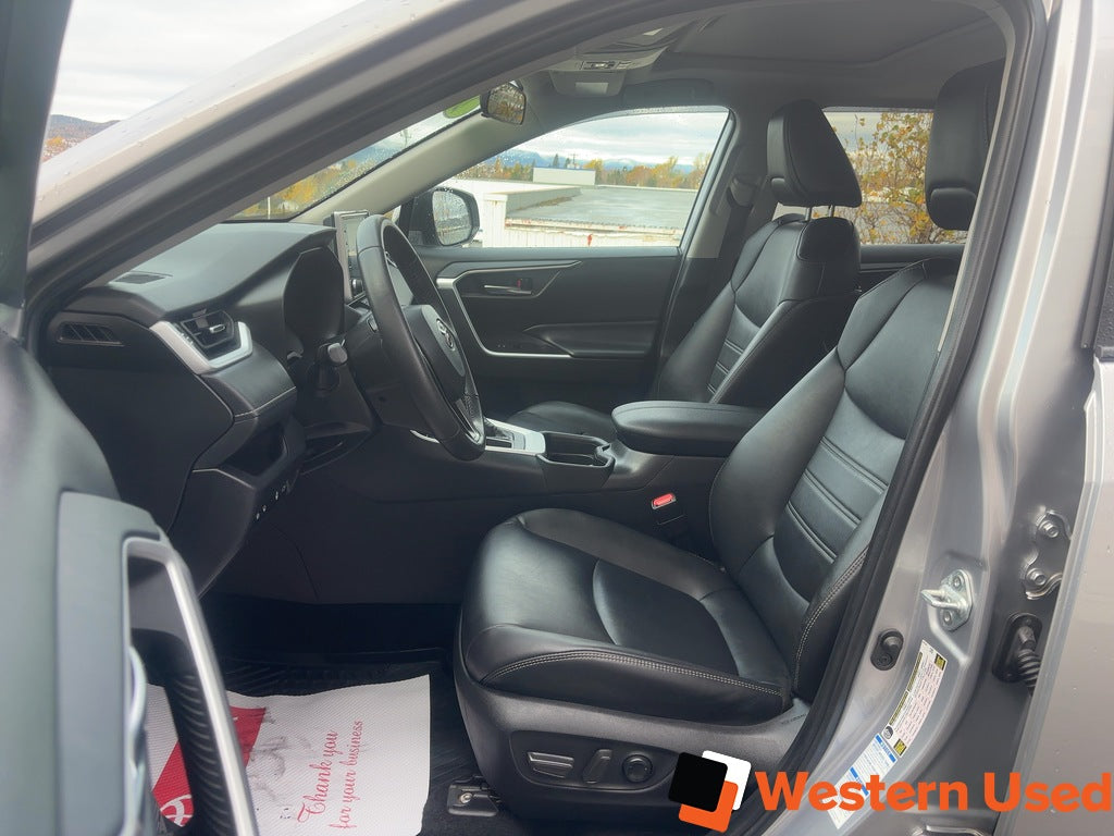 2021 Toyota RAV4 XLE AWD