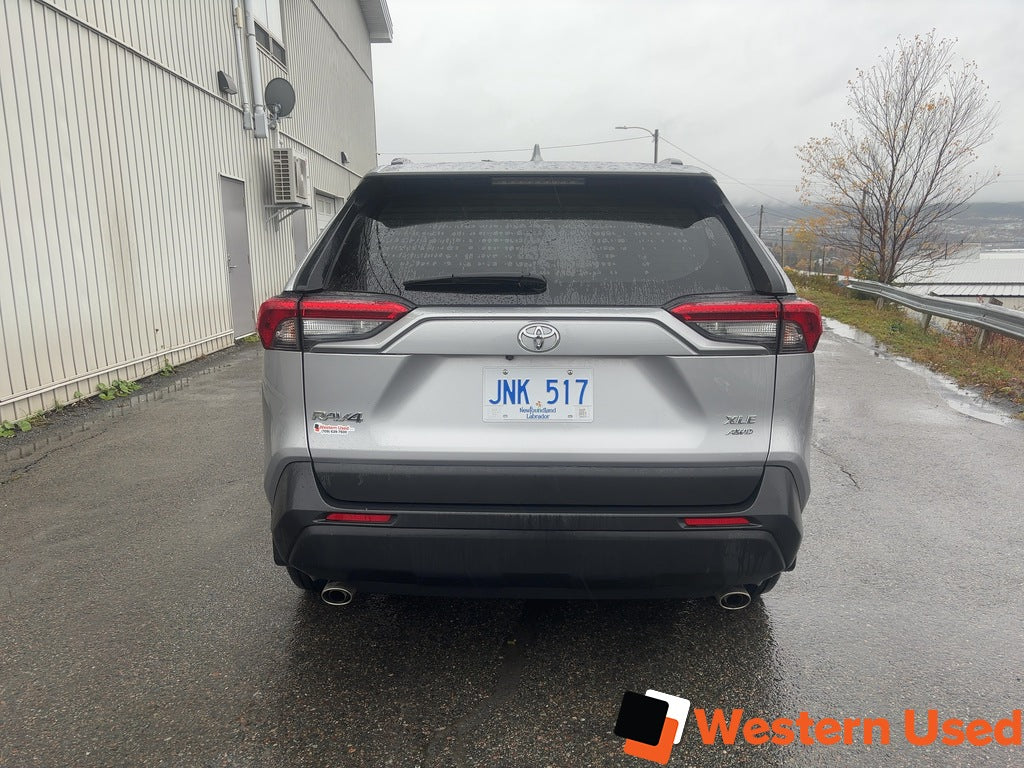 2020 Toyota RAV4 XLE AWD