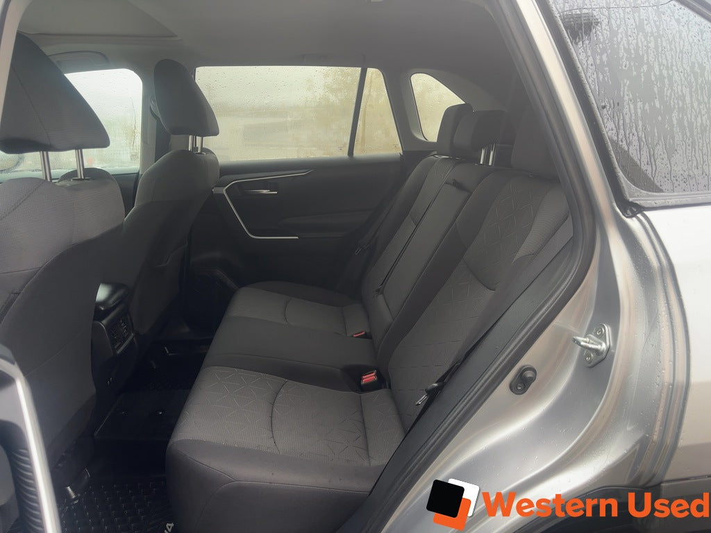 2020 Toyota RAV4 XLE AWD