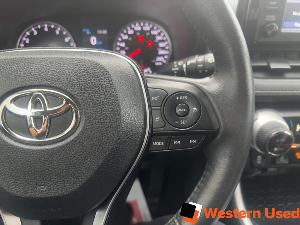 2020 Toyota RAV4 XLE AWD