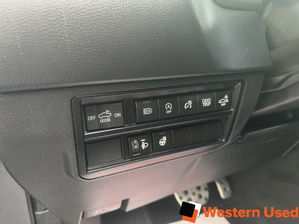 2024 Toyota Tundra 4x4 Double Cab SR5