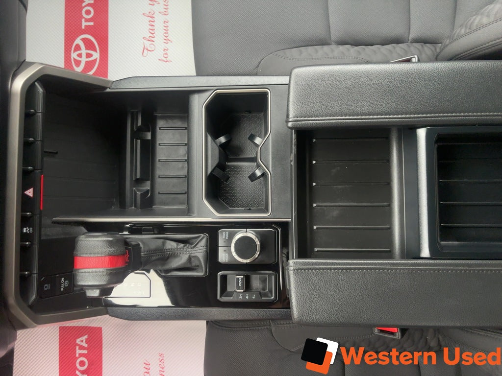 2024 Toyota Tundra 4x4 Double Cab SR5