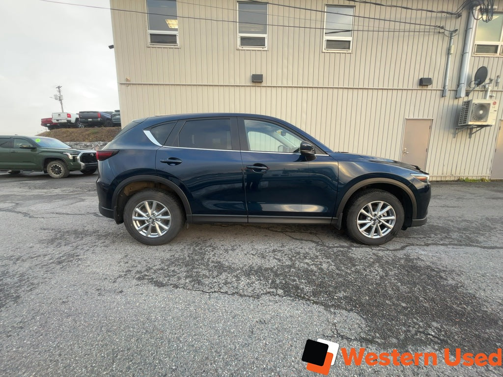 2024 Mazda CX-5 GS AWD *Ltd Avail*