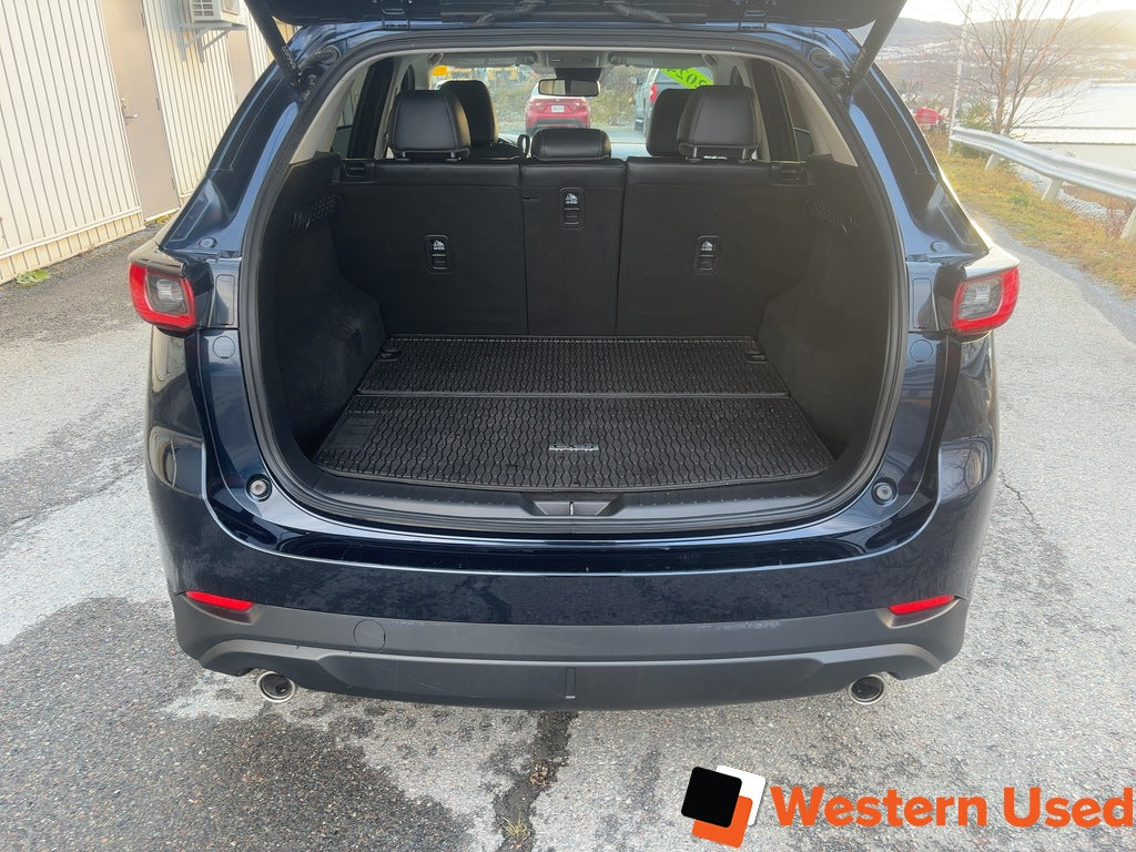 2024 Mazda CX-5 GS AWD *Ltd Avail*