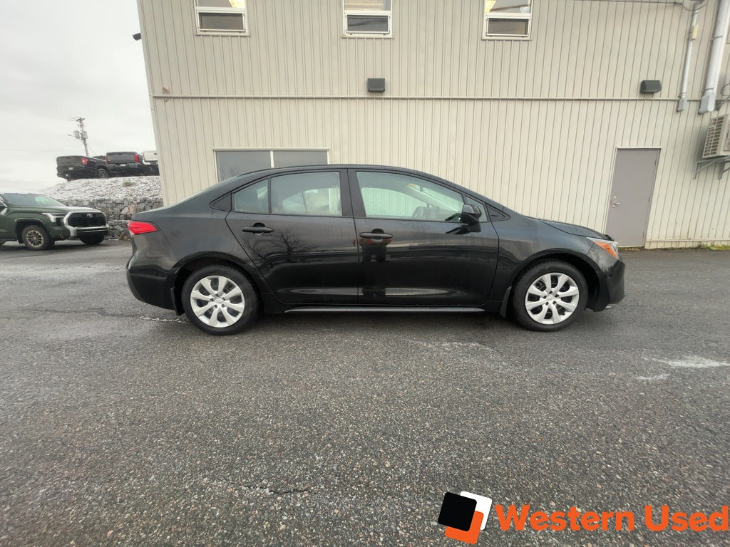 2022 Toyota Corolla LE CVT