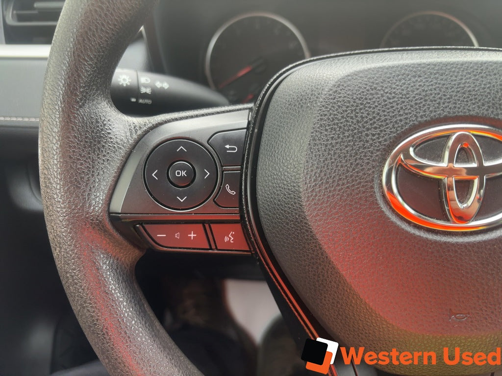 2021 Toyota RAV4 LE AWD