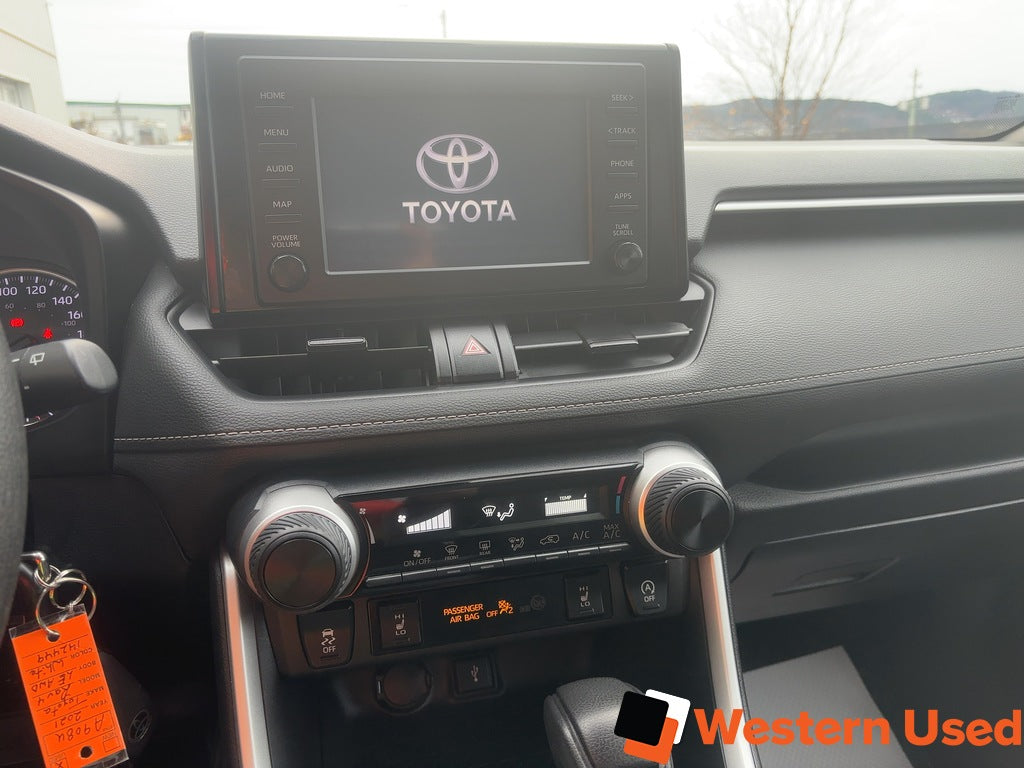 2021 Toyota RAV4 LE AWD
