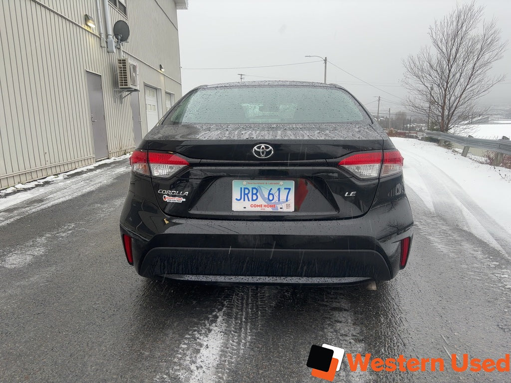2022 Toyota Corolla LE CVT