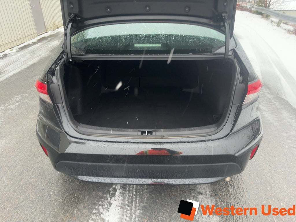 2022 Toyota Corolla LE CVT