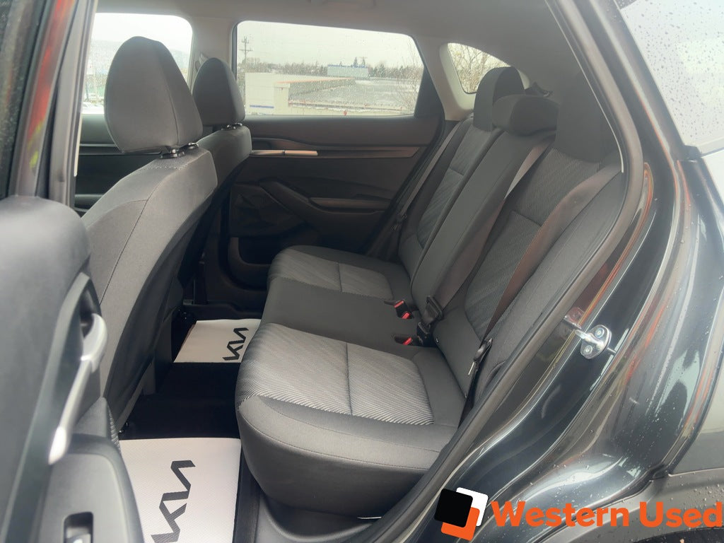 2025 Kia Seltos LX AWD