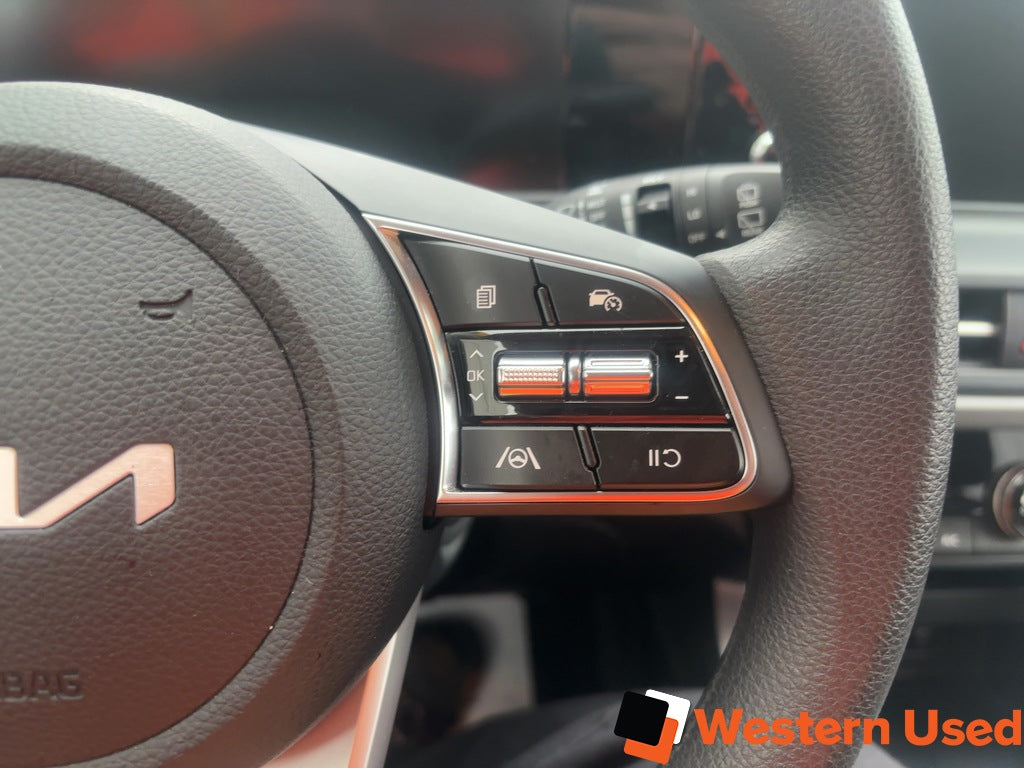 2025 Kia Seltos LX AWD