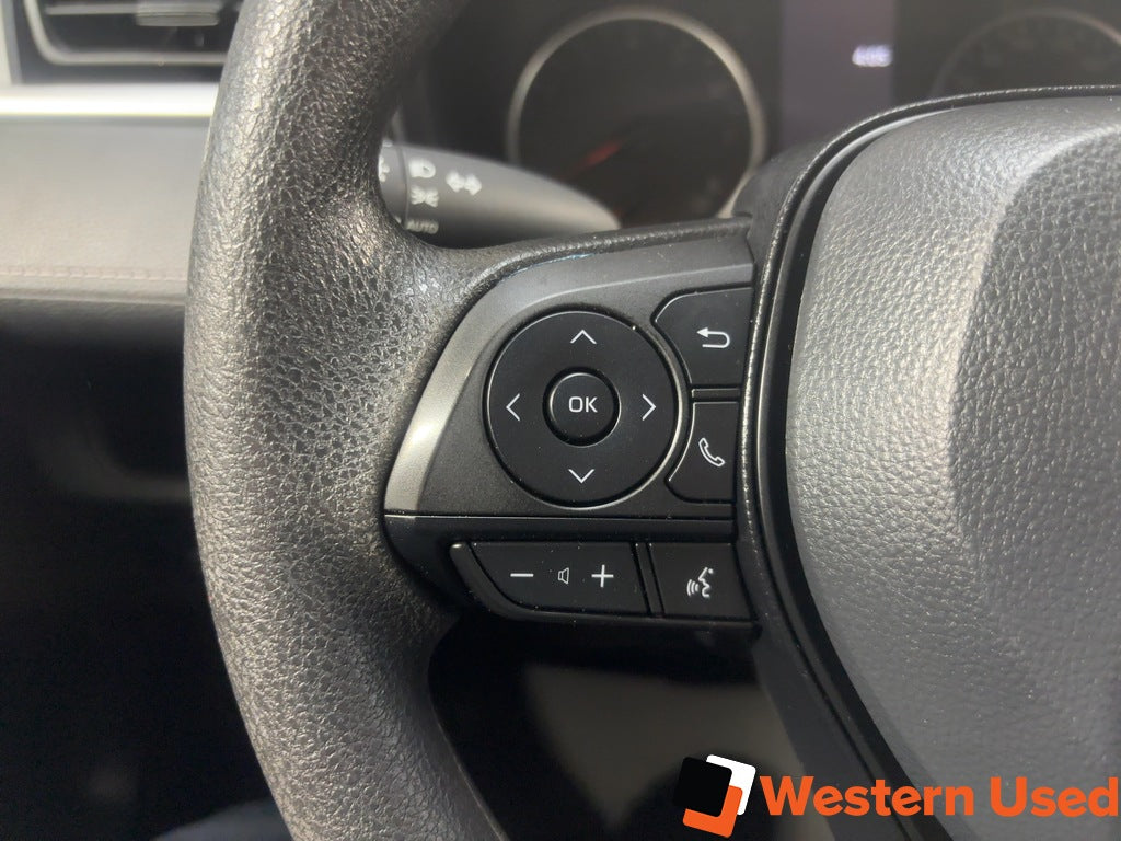 2022 Toyota RAV4 LE AWD