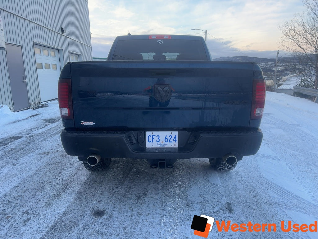 2021 Ram 1500 Classic Warlock 4x4 Crew Cab 5'7" Box