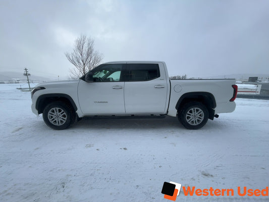 2023 Toyota Tundra 4x4 Crewmax SR