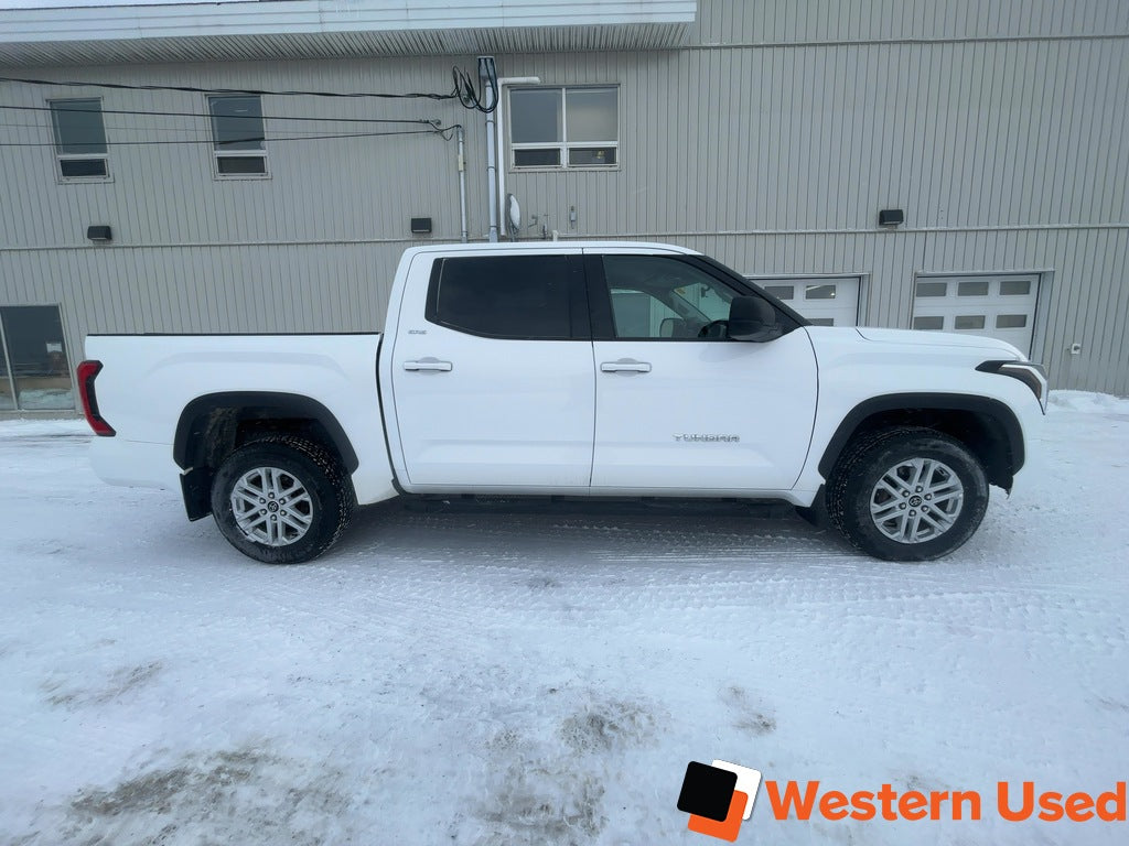 2023 Toyota Tundra 4x4 Crewmax SR