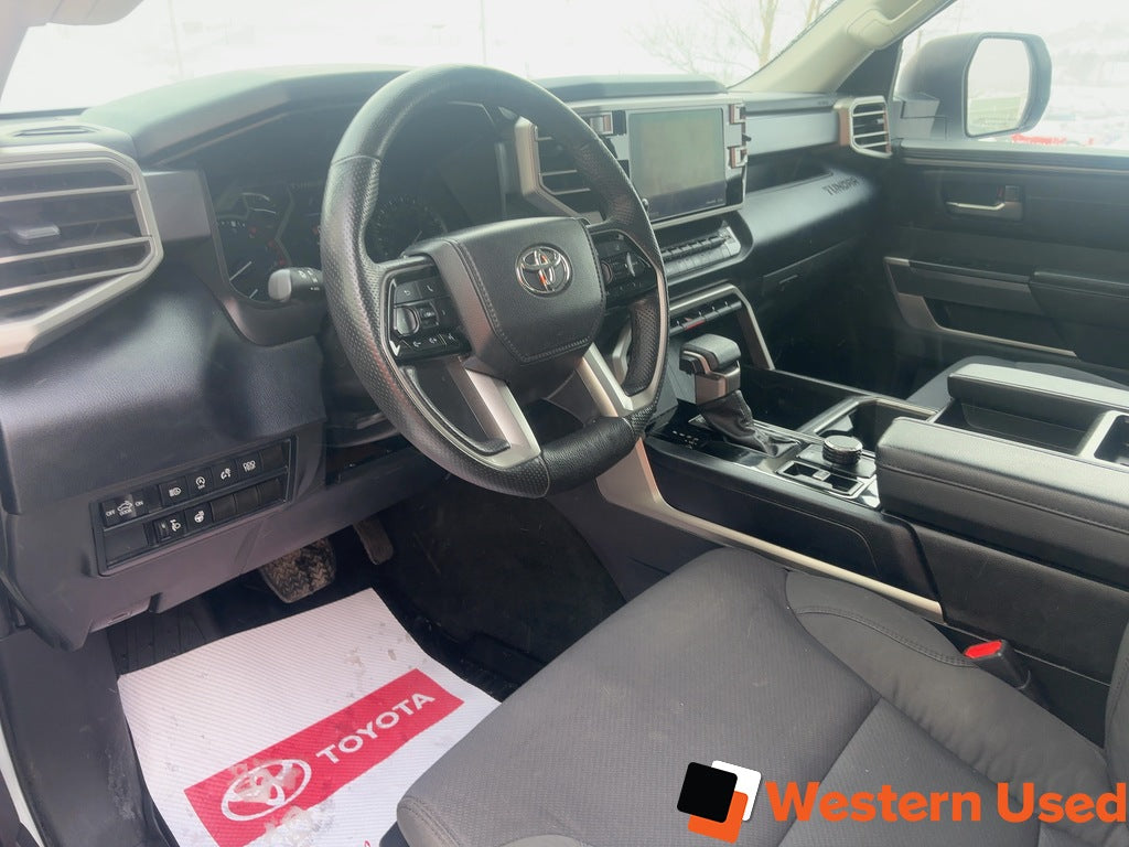 2023 Toyota Tundra 4x4 Crewmax SR