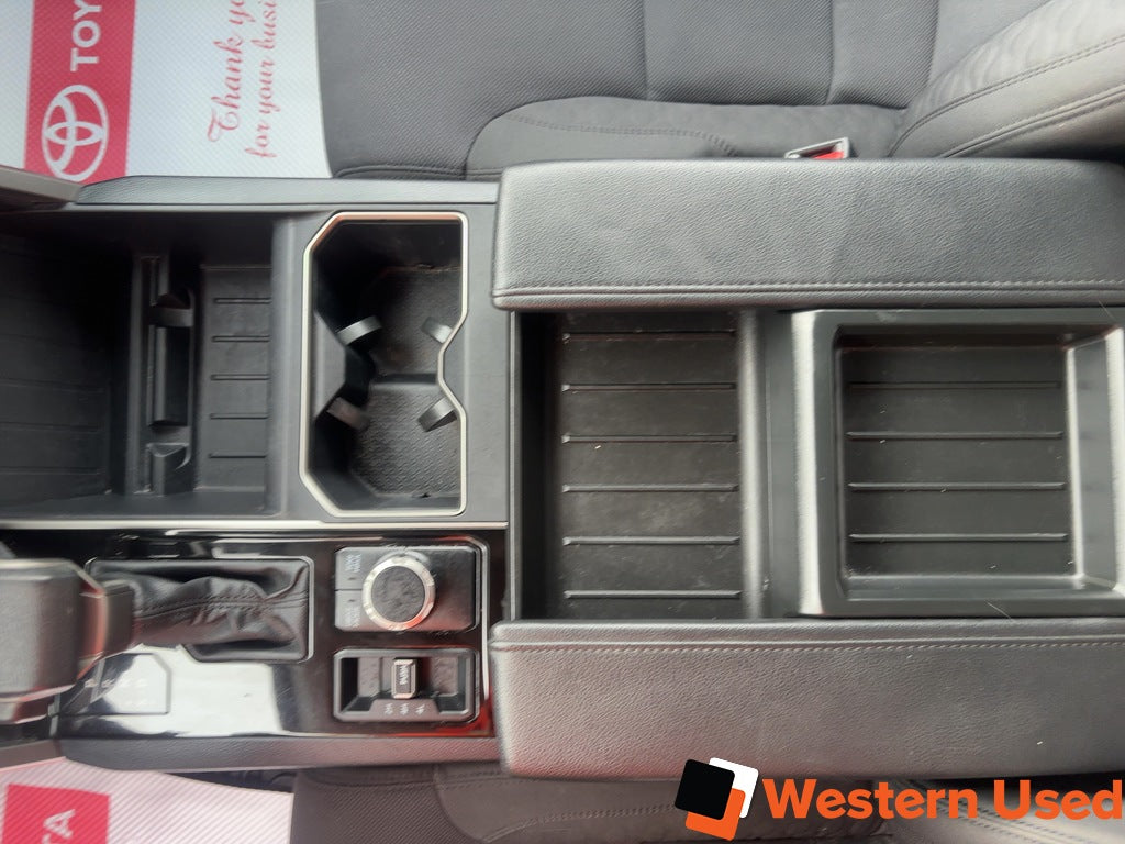 2023 Toyota Tundra 4x4 Crewmax SR