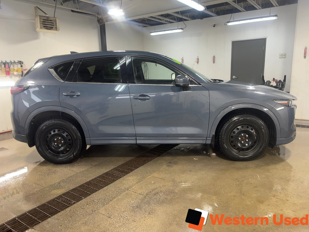 2022 Mazda CX-5 Signature AWD