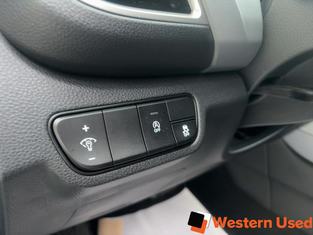 2025 Kia Seltos LX AWD