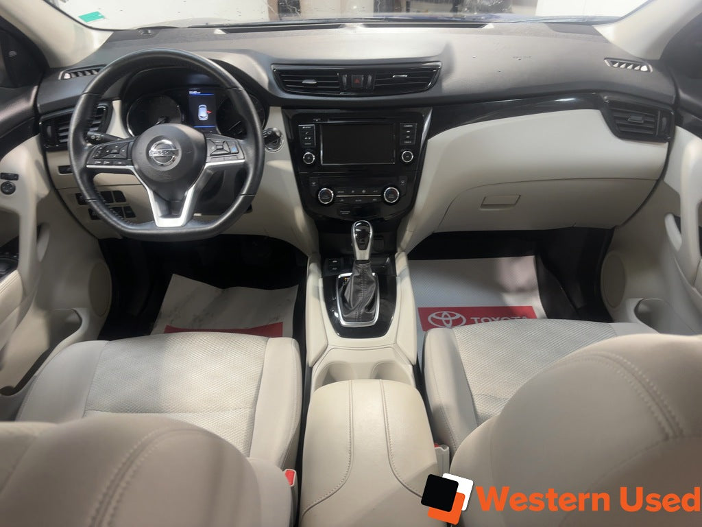 2023 Nissan Qashqai AWD SV CVT