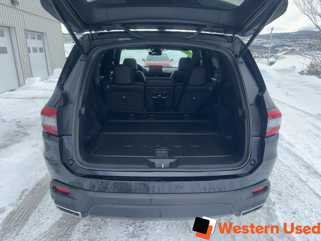 2025 Honda Pilot Black Edition AWD