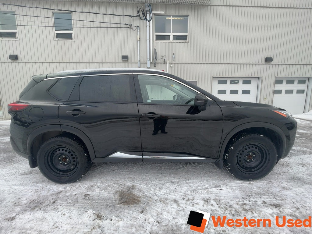 2023 Nissan Rogue AWD Platinum