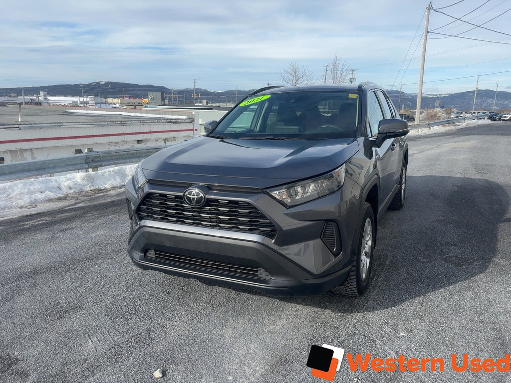 2021 Toyota RAV4 LE AWD