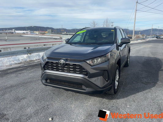 2021 Toyota RAV4 LE AWD