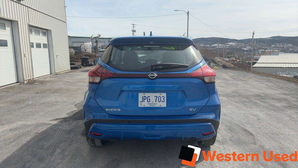 2022 Nissan Kicks SV FWD